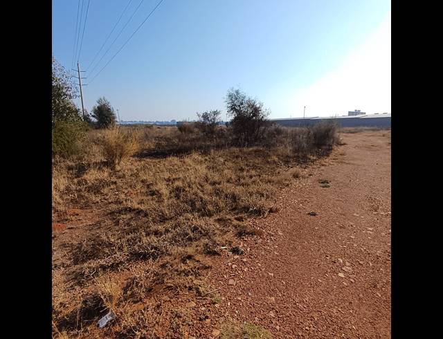 1.60HA VACANT LAND FOR SALE IN HIGHBURY